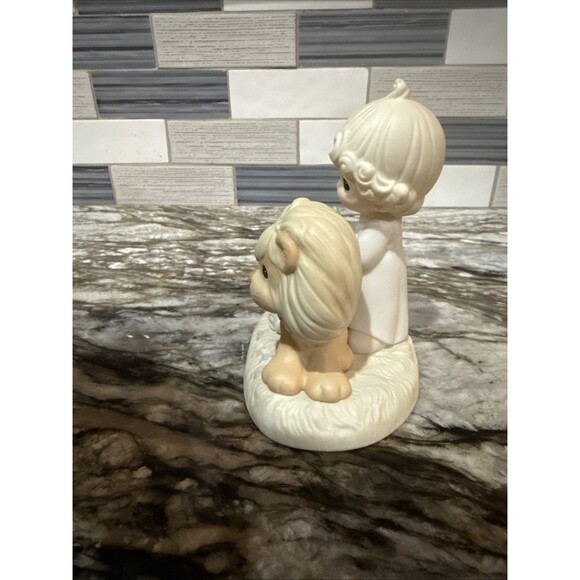 Precious Moments Figurine ‘And A Child Shall Lead Them’ 1996 #E9287R - Picture 3 of 8